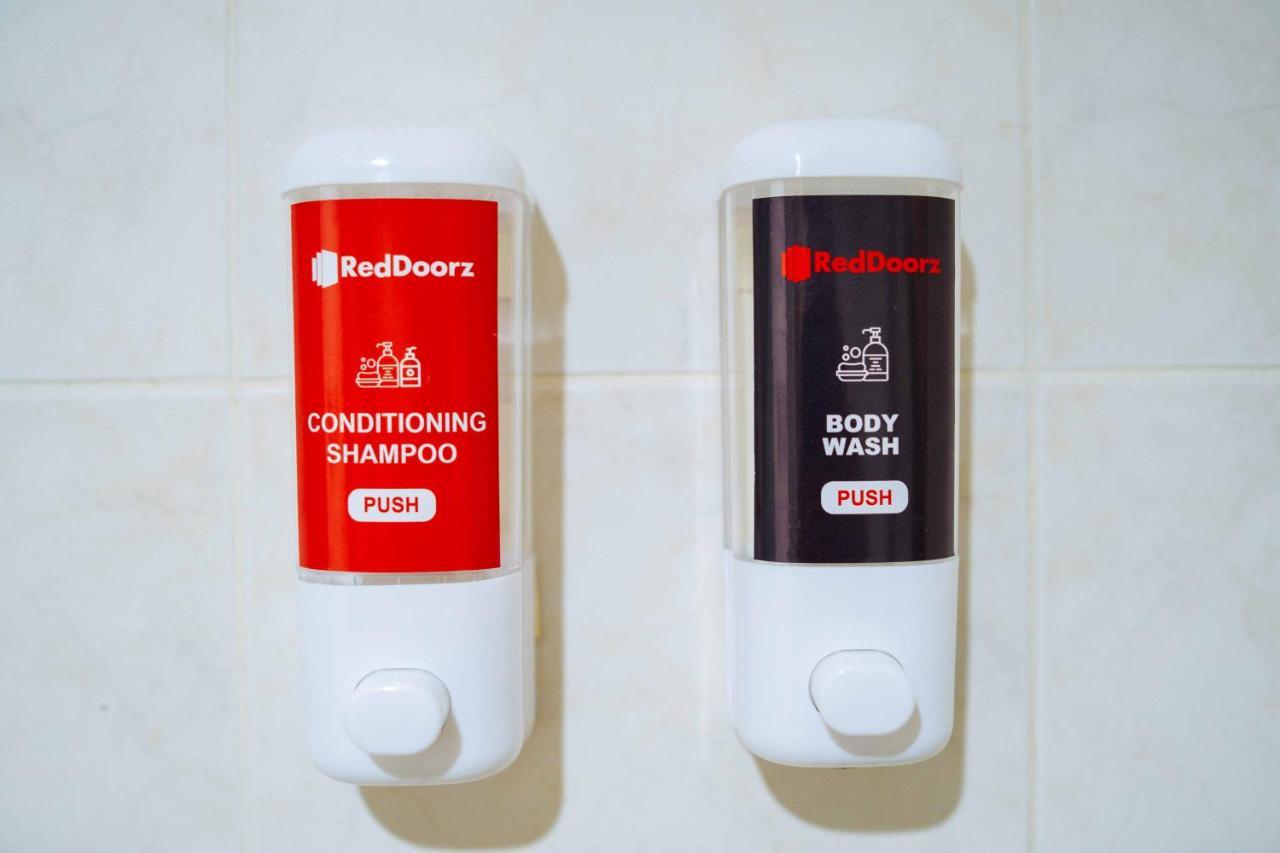 Reddoorz Premium @ Korea Town Angeles City Екстер'єр фото