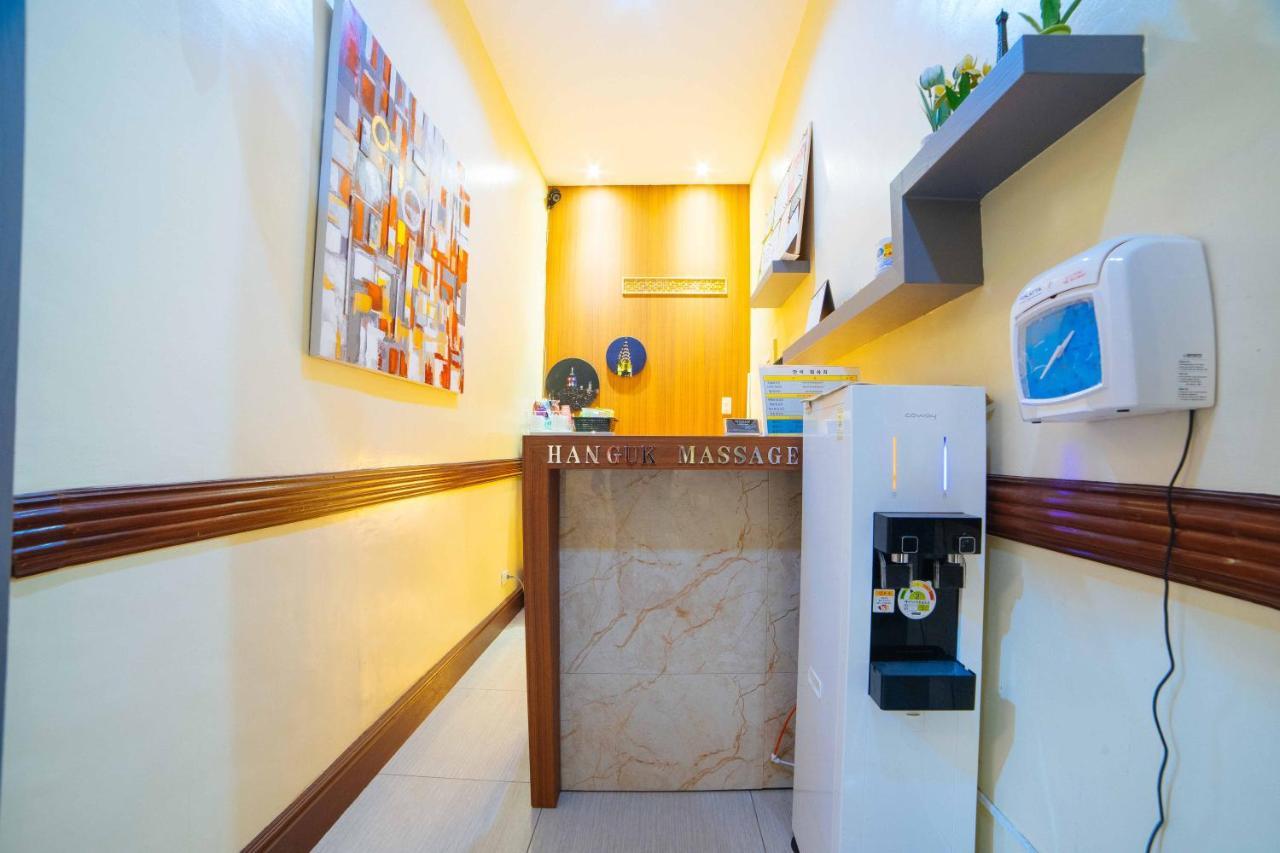Reddoorz Premium @ Korea Town Angeles City Екстер'єр фото